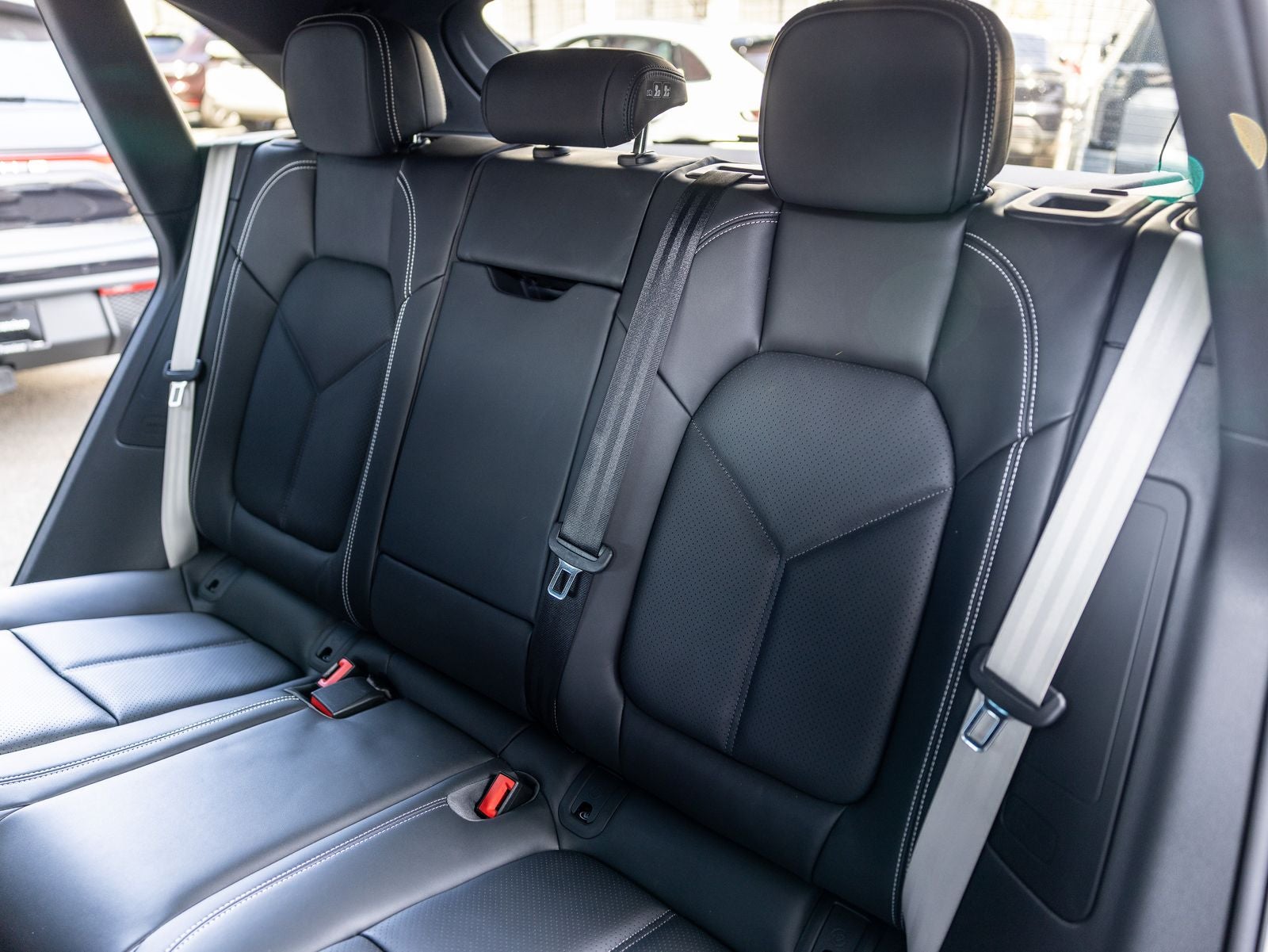 2026 Porsche Macan Macan S