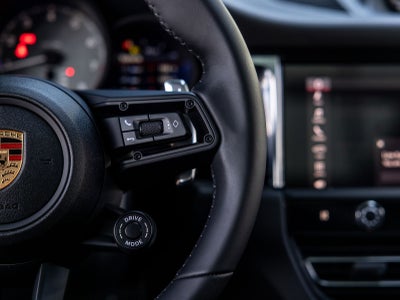 2026 Porsche Macan Macan S