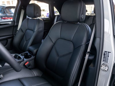 2026 Porsche Macan Macan S