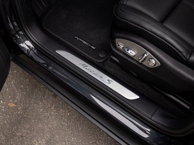 2026 Porsche Macan Macan S