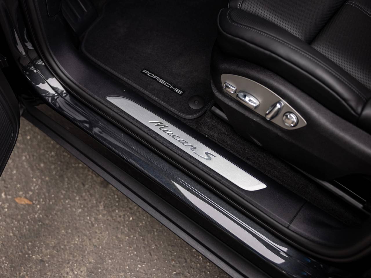 2026 Porsche Macan Macan S