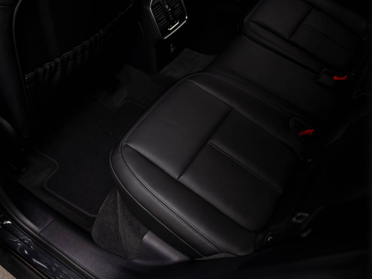 2026 Porsche Macan Macan S