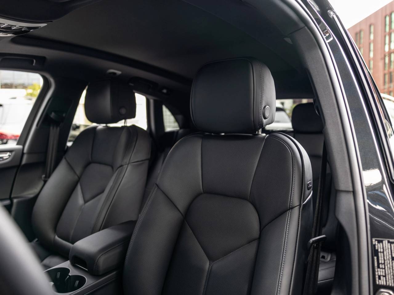 2026 Porsche Macan Macan S