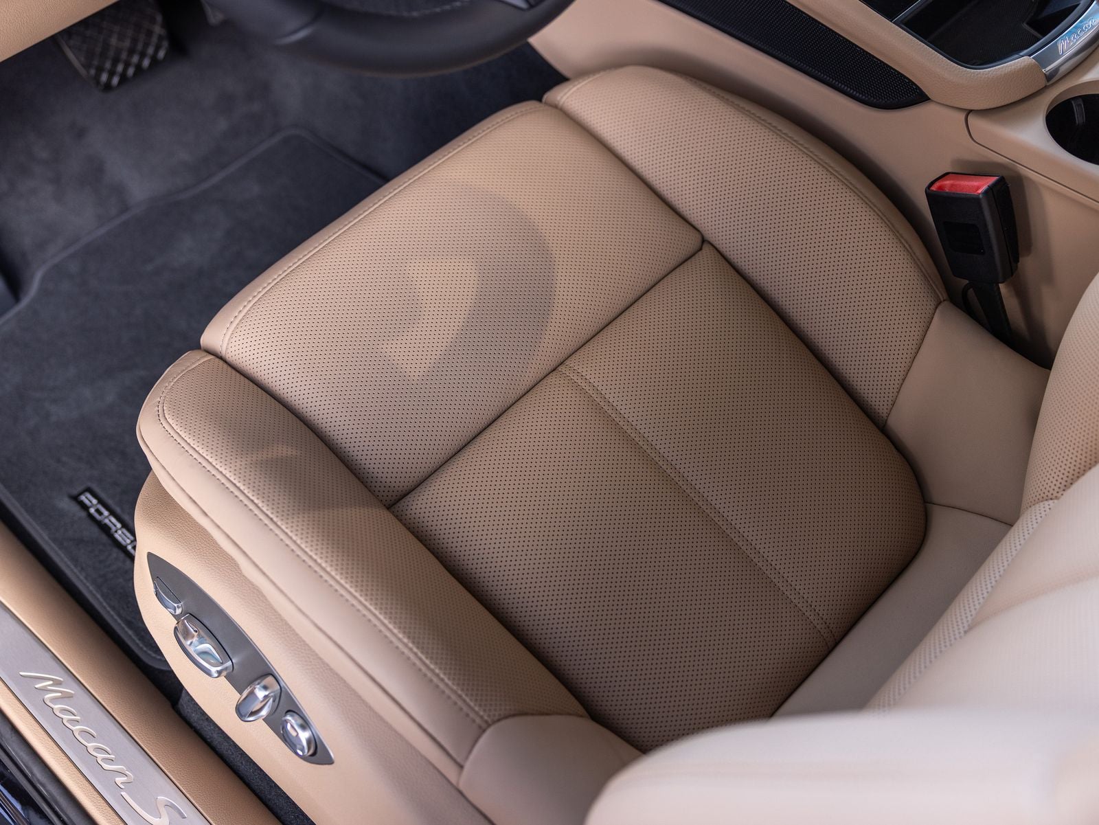 2026 Porsche Macan Macan S