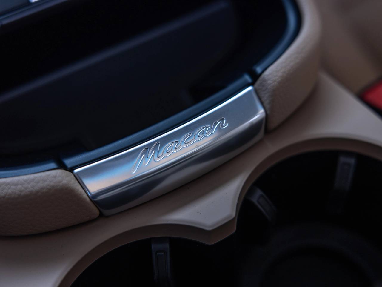 2026 Porsche Macan Macan S