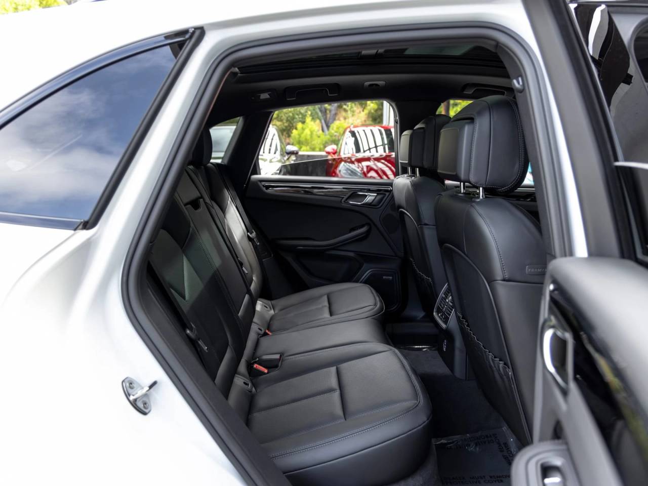 2026 Porsche Macan Macan S