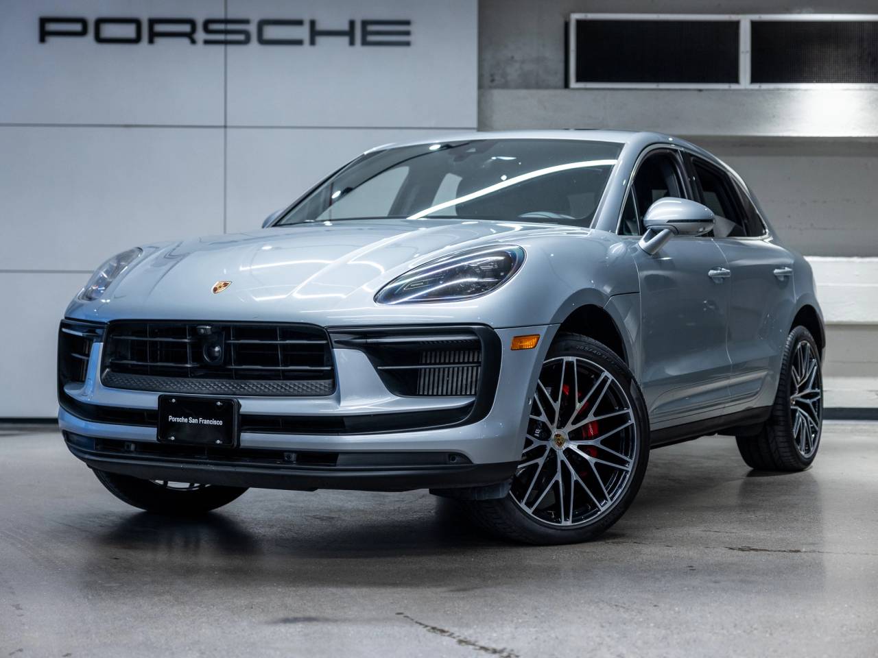 2023 Porsche Macan Macan S (MY23)