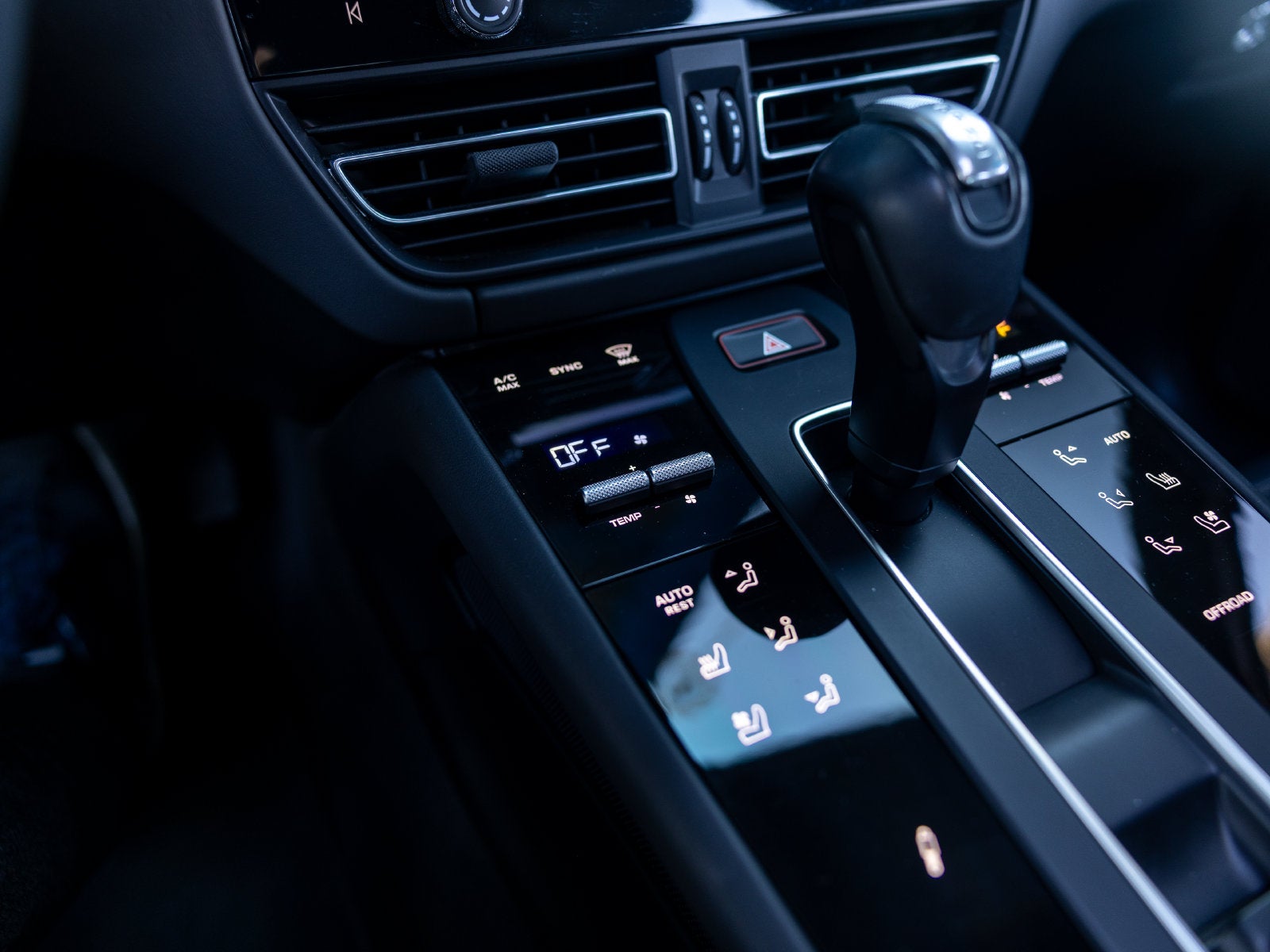 2023 Porsche Macan S