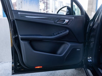 2023 Porsche Macan S