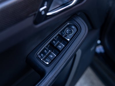 2023 Porsche Macan S