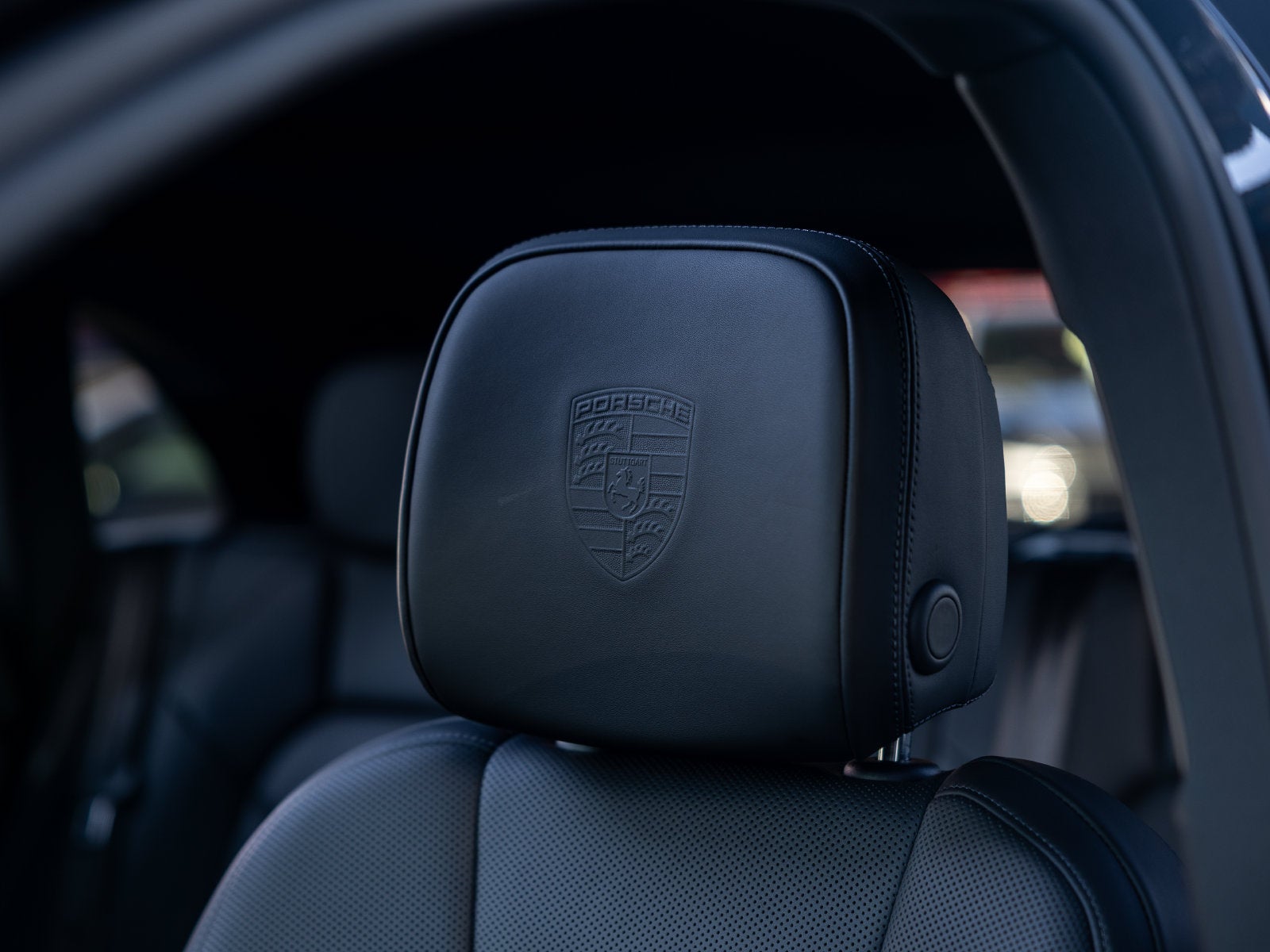 2023 Porsche Macan S