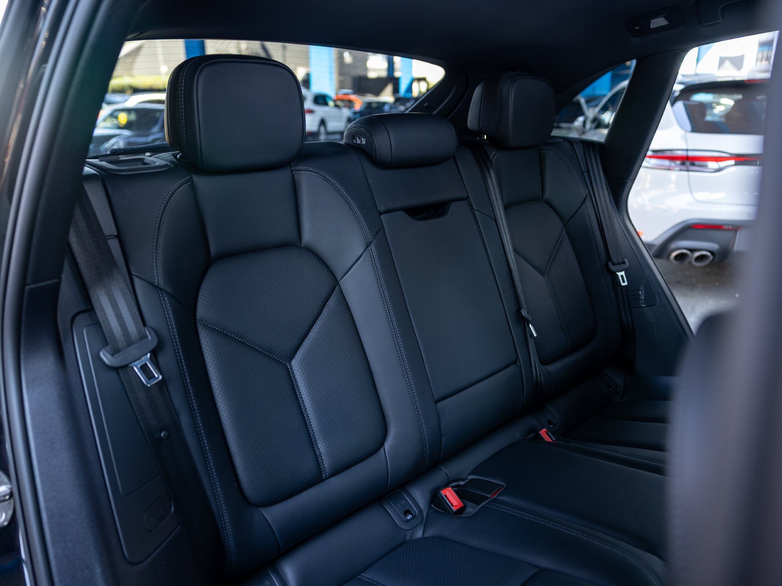 2023 Porsche Macan S