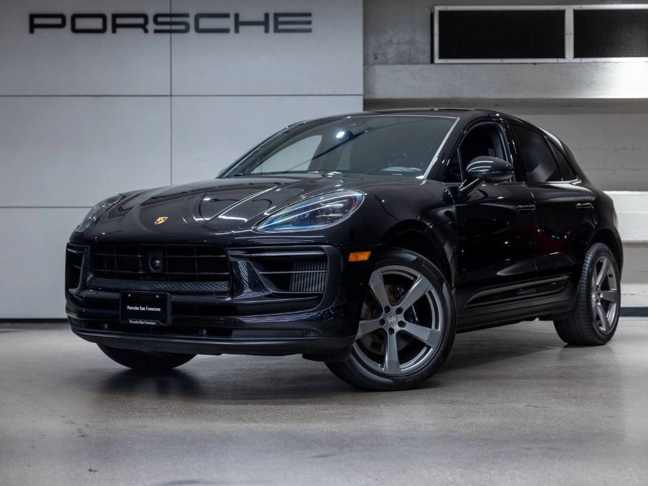2023 Porsche Macan Macan S