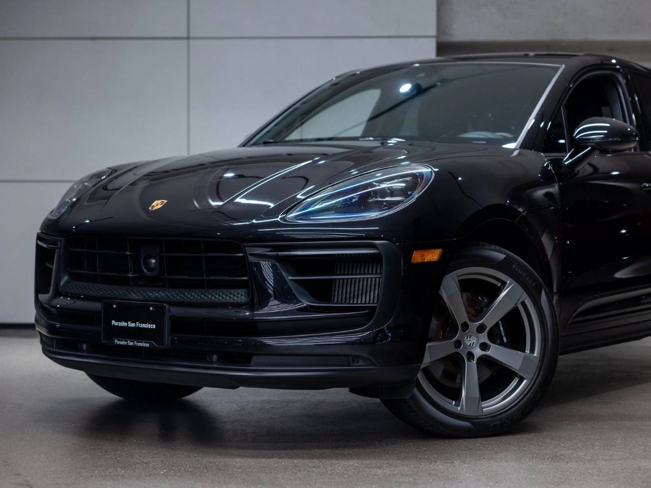 2023 Porsche Macan Macan S