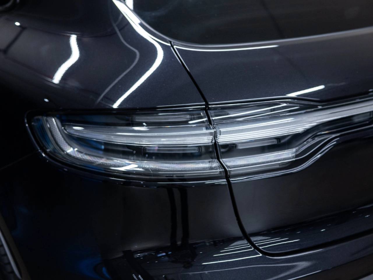 2023 Porsche Macan Macan S