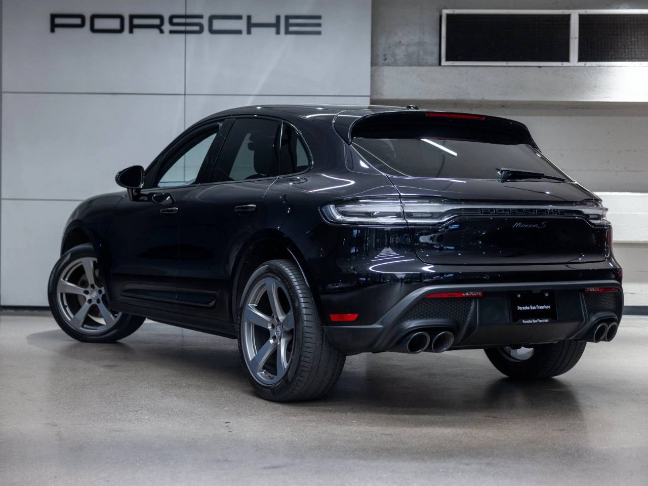 2023 Porsche Macan Macan S