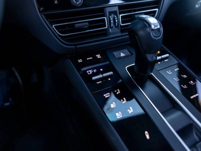 2023 Porsche Macan Macan S