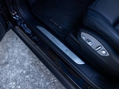 2023 Porsche Macan Macan S