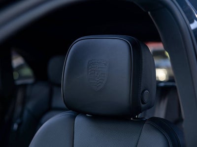 2023 Porsche Macan Macan S
