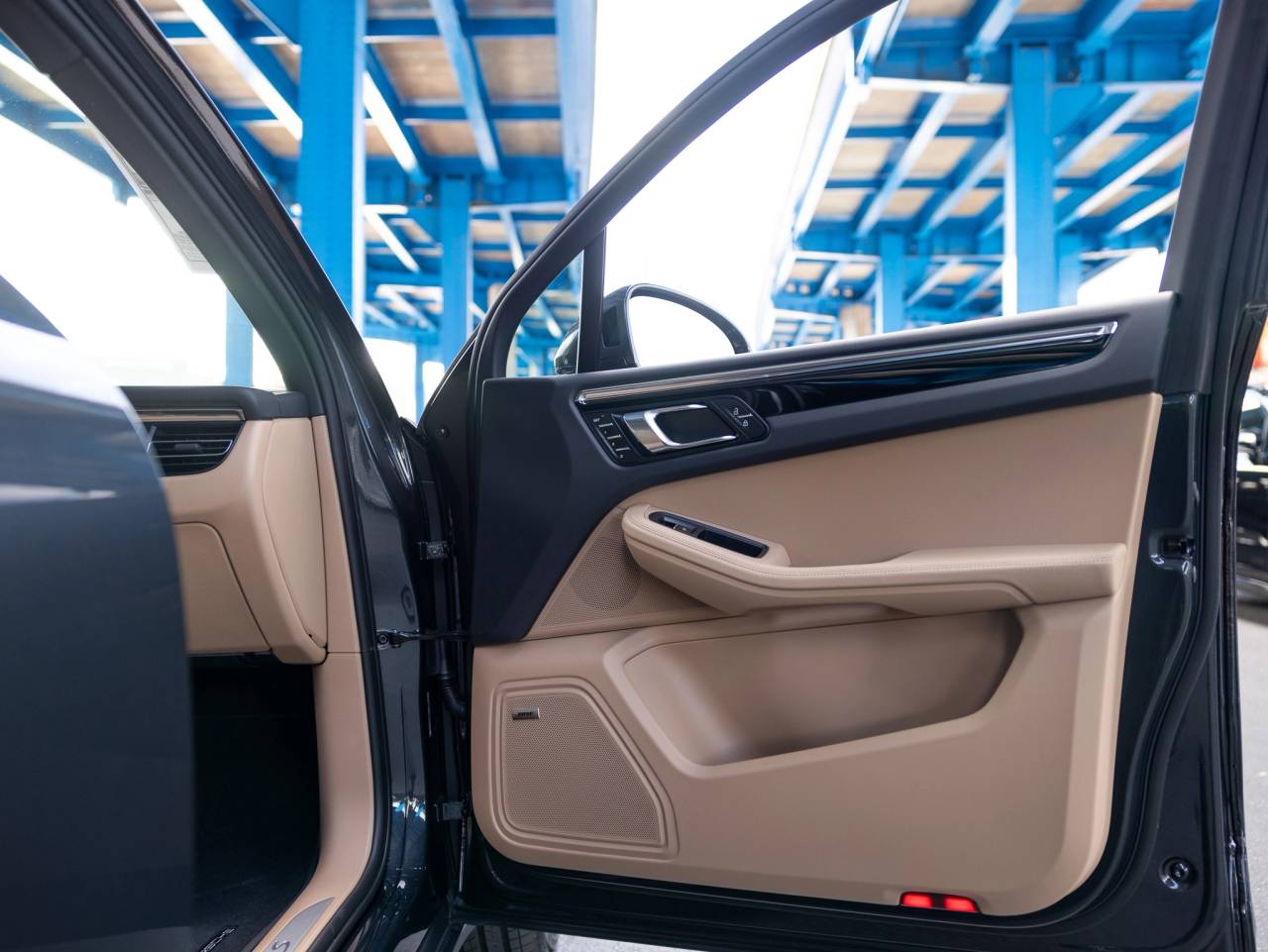 2025 Porsche Macan Macan S