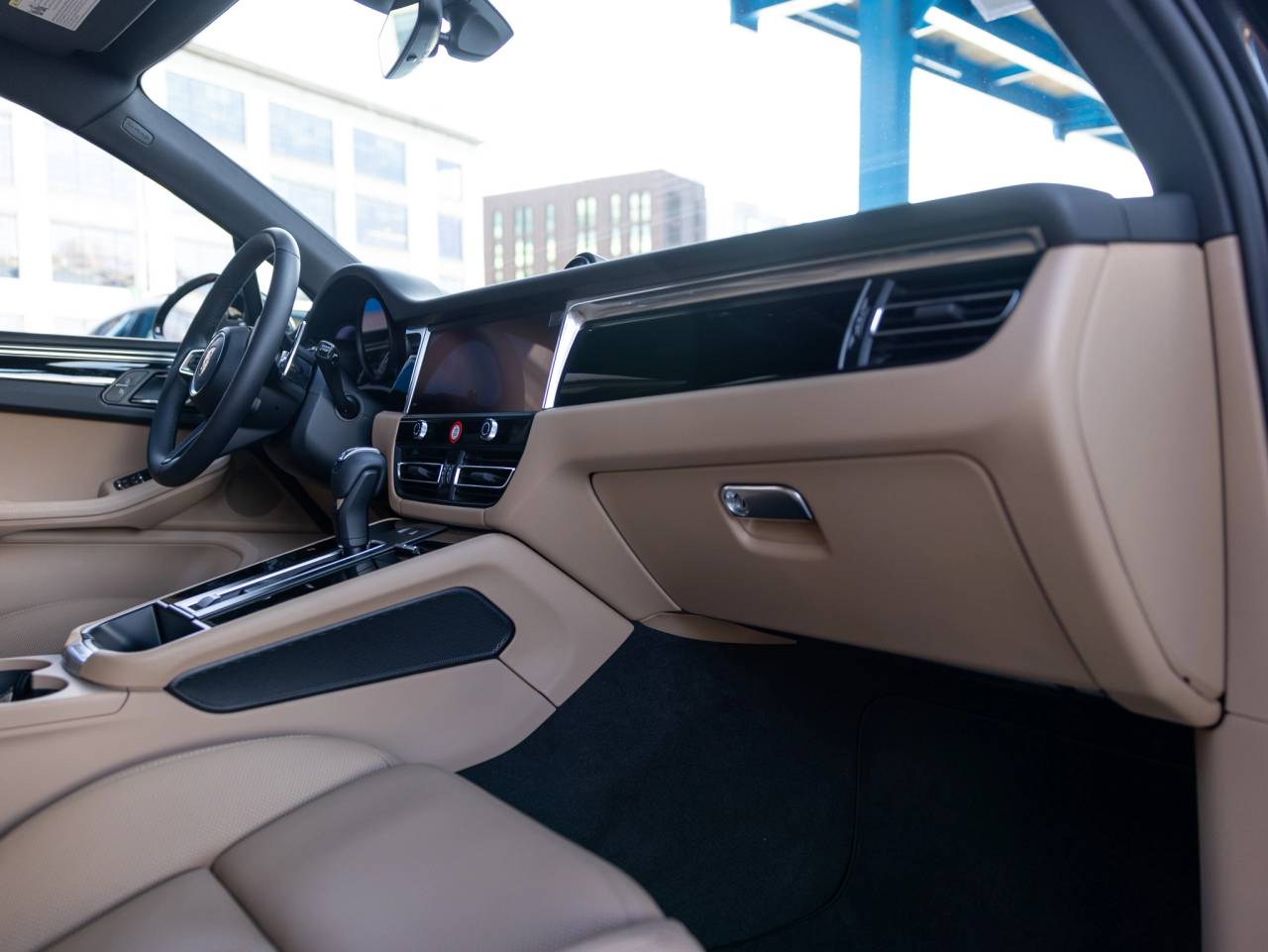 2025 Porsche Macan Macan S