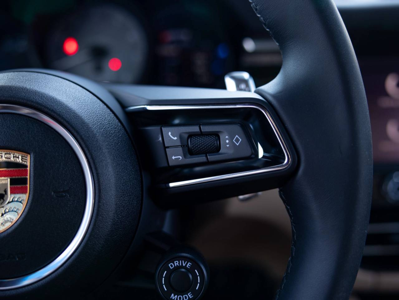 2025 Porsche Macan Macan S