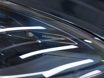 2025 Porsche Macan Macan S