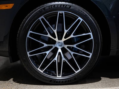 2025 Porsche Macan Macan S