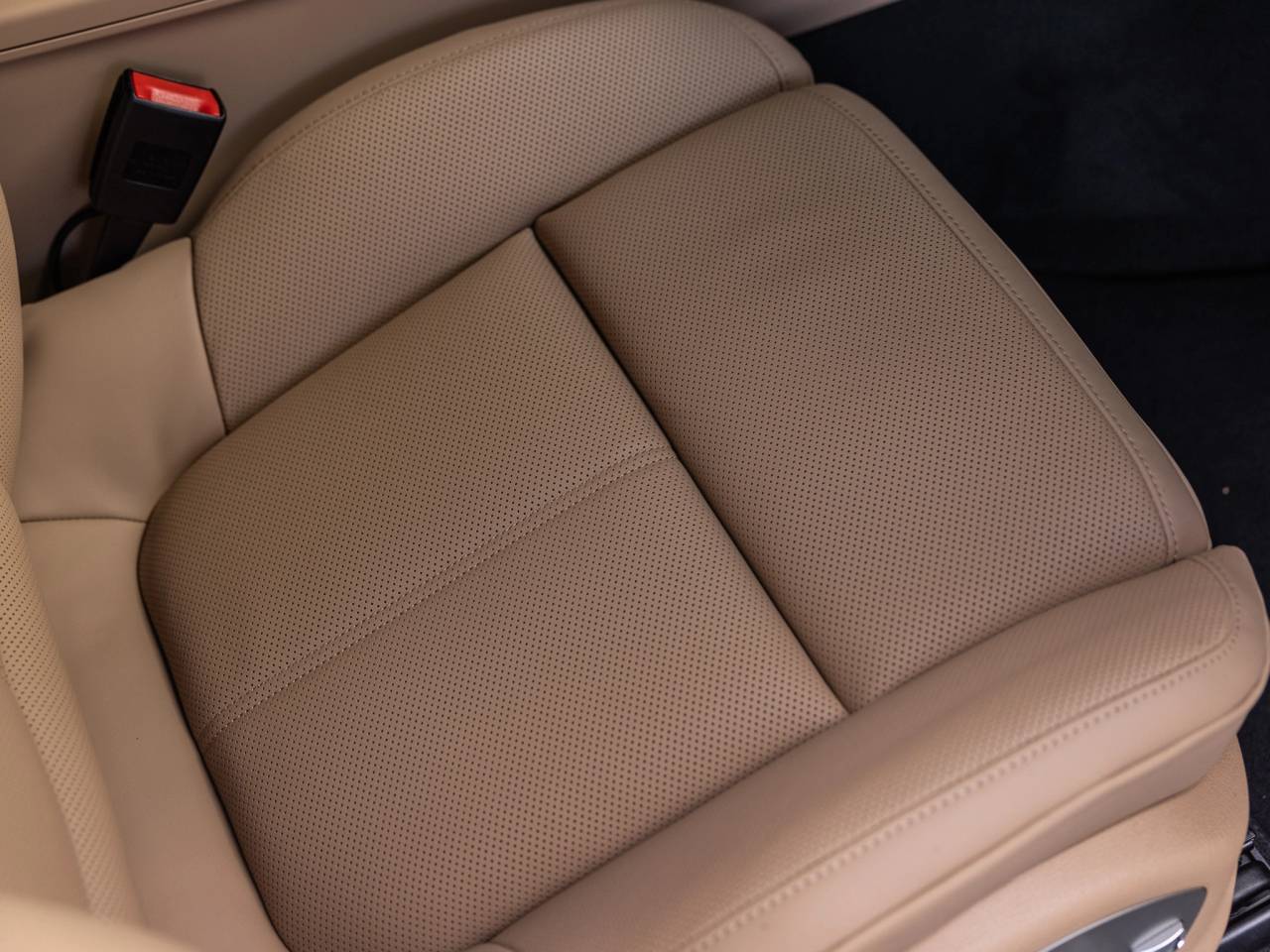 2026 Porsche Macan Macan S