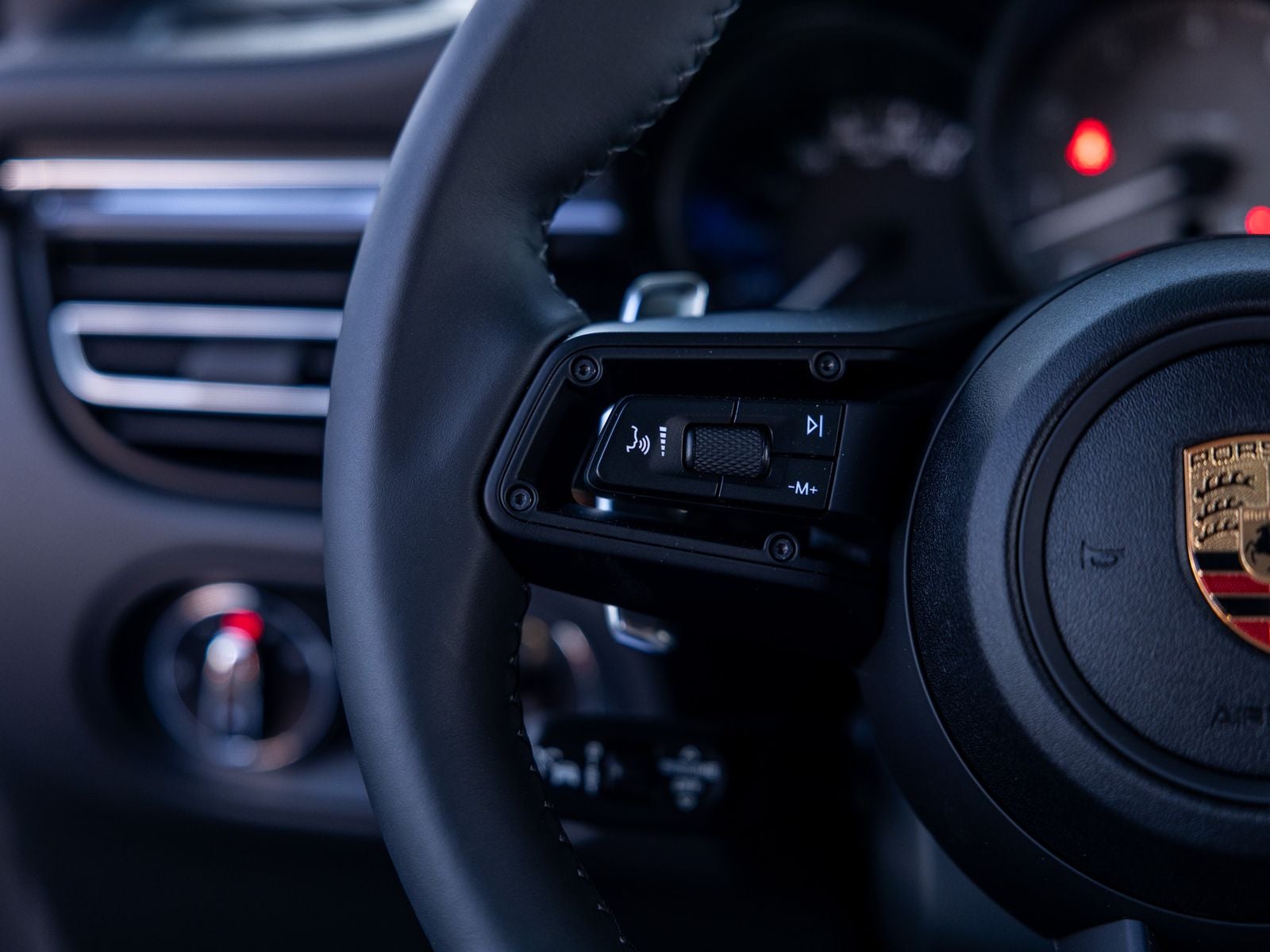 2026 Porsche Macan Macan S