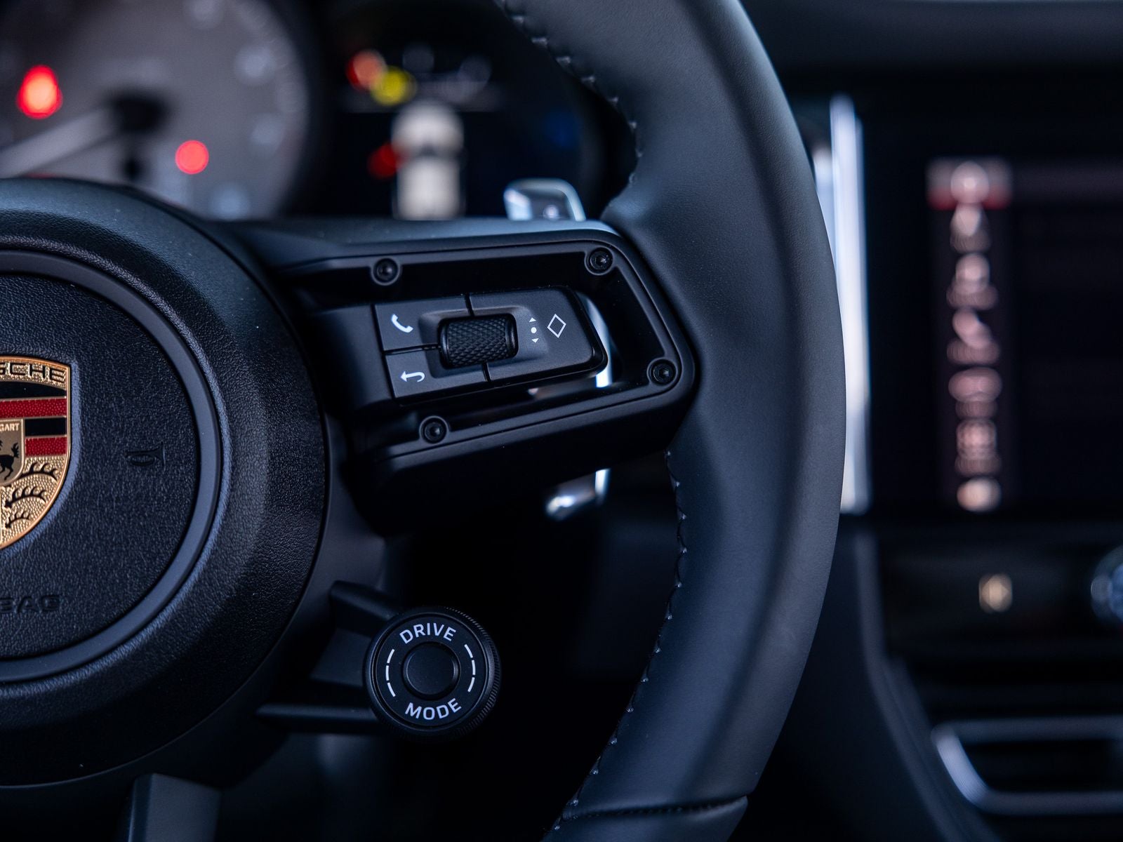 2026 Porsche Macan Macan S