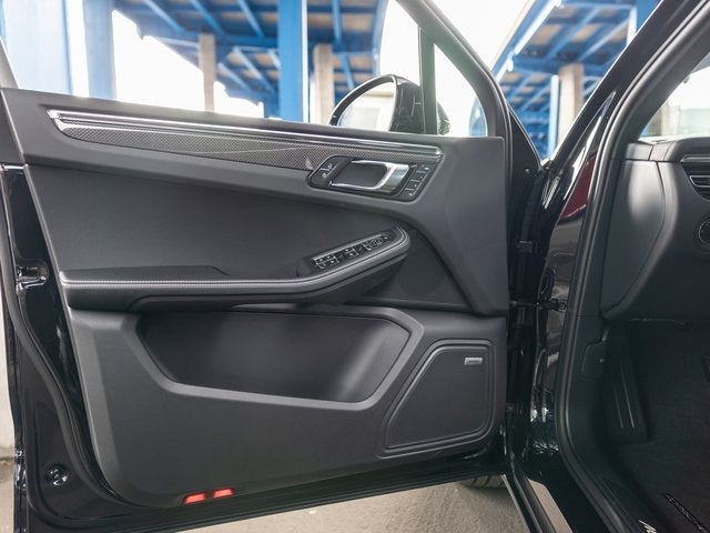 2026 Porsche Macan Macan S