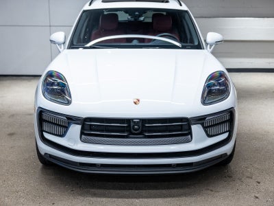 2025 Porsche Macan S