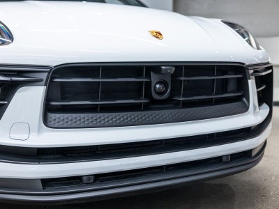 2025 Porsche Macan S