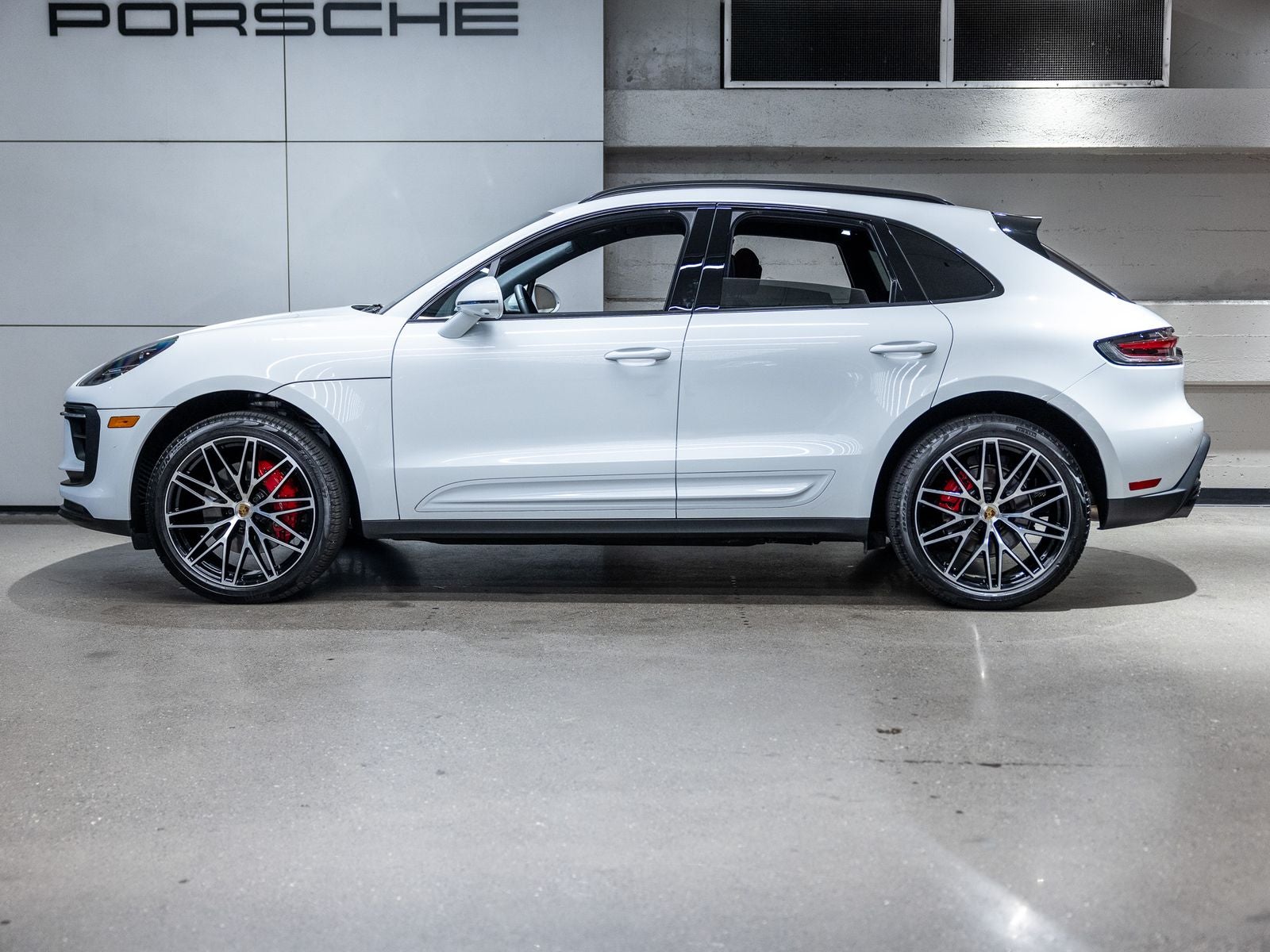 2025 Porsche Macan S