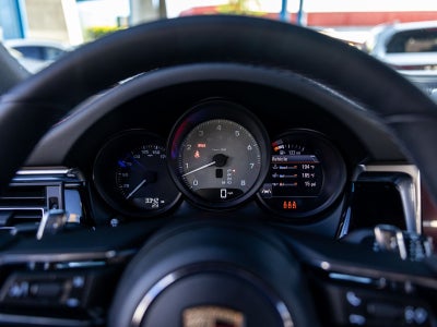 2025 Porsche Macan S