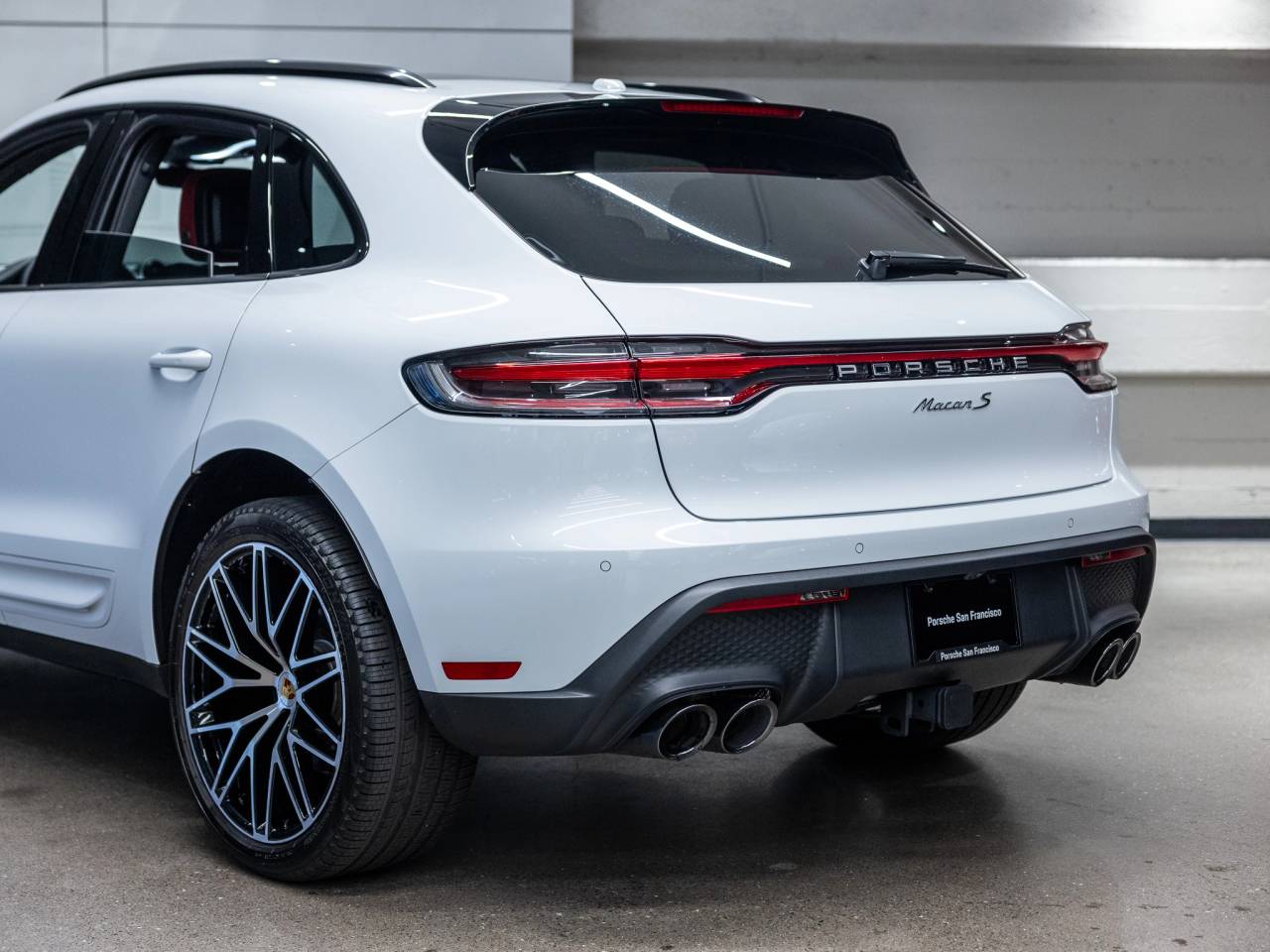2025 Porsche Macan Macan S
