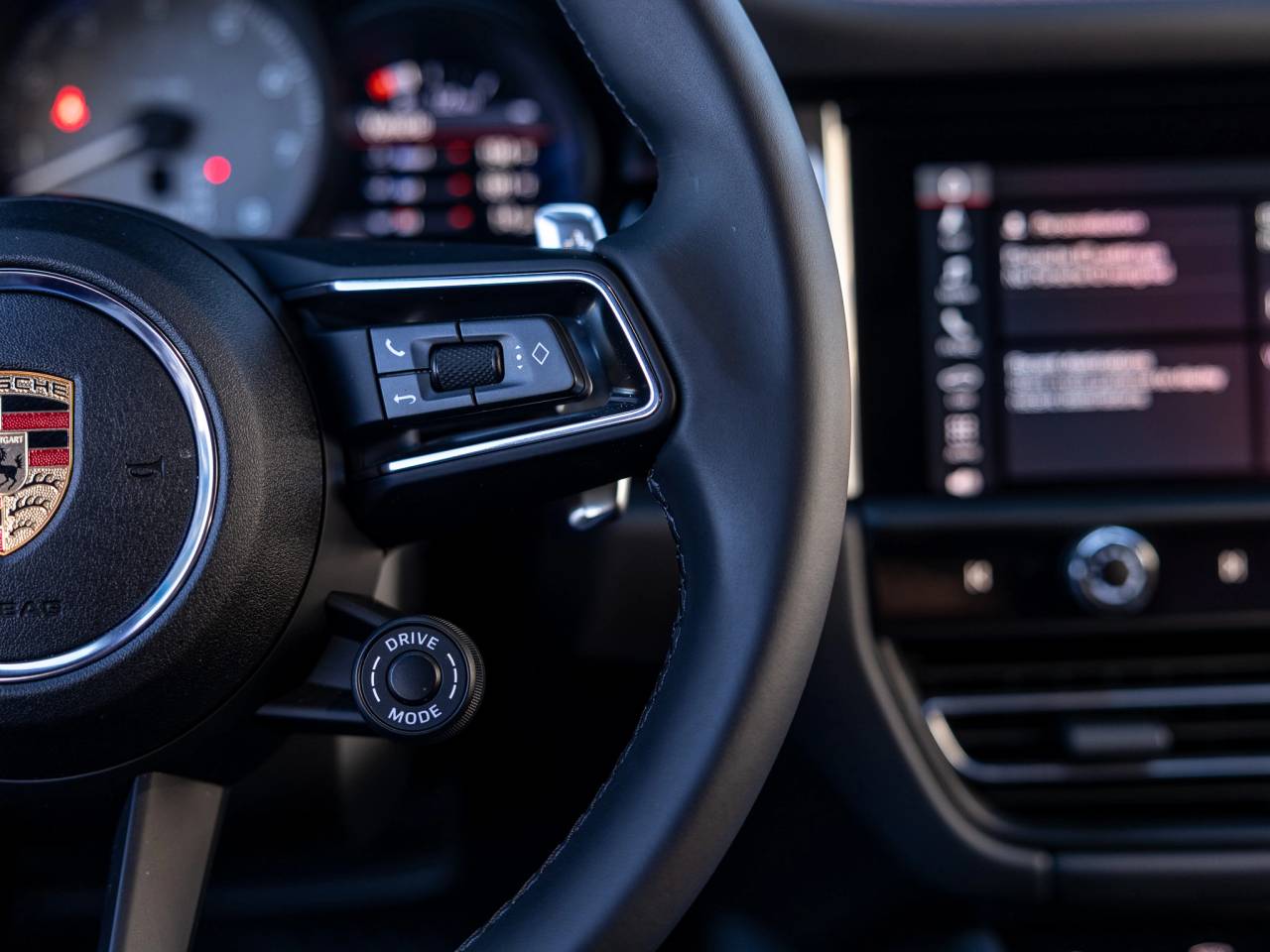 2025 Porsche Macan Macan S
