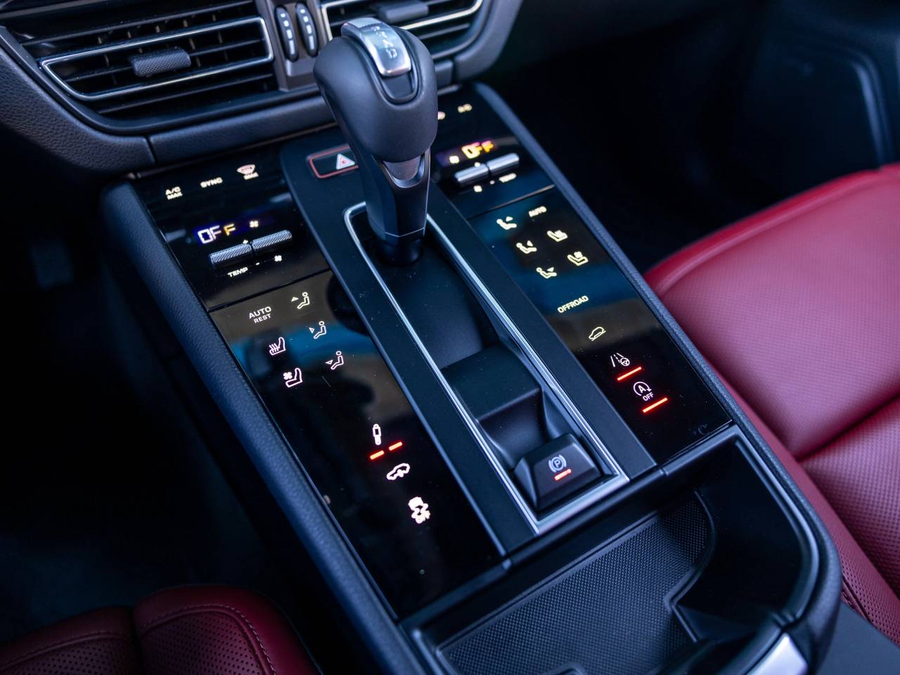 2025 Porsche Macan Macan S