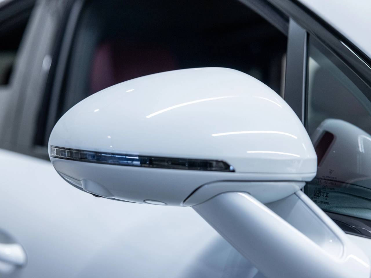 2025 Porsche Macan Macan S