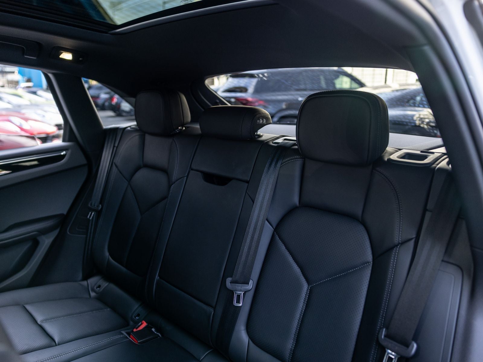 2026 Porsche Macan Macan S