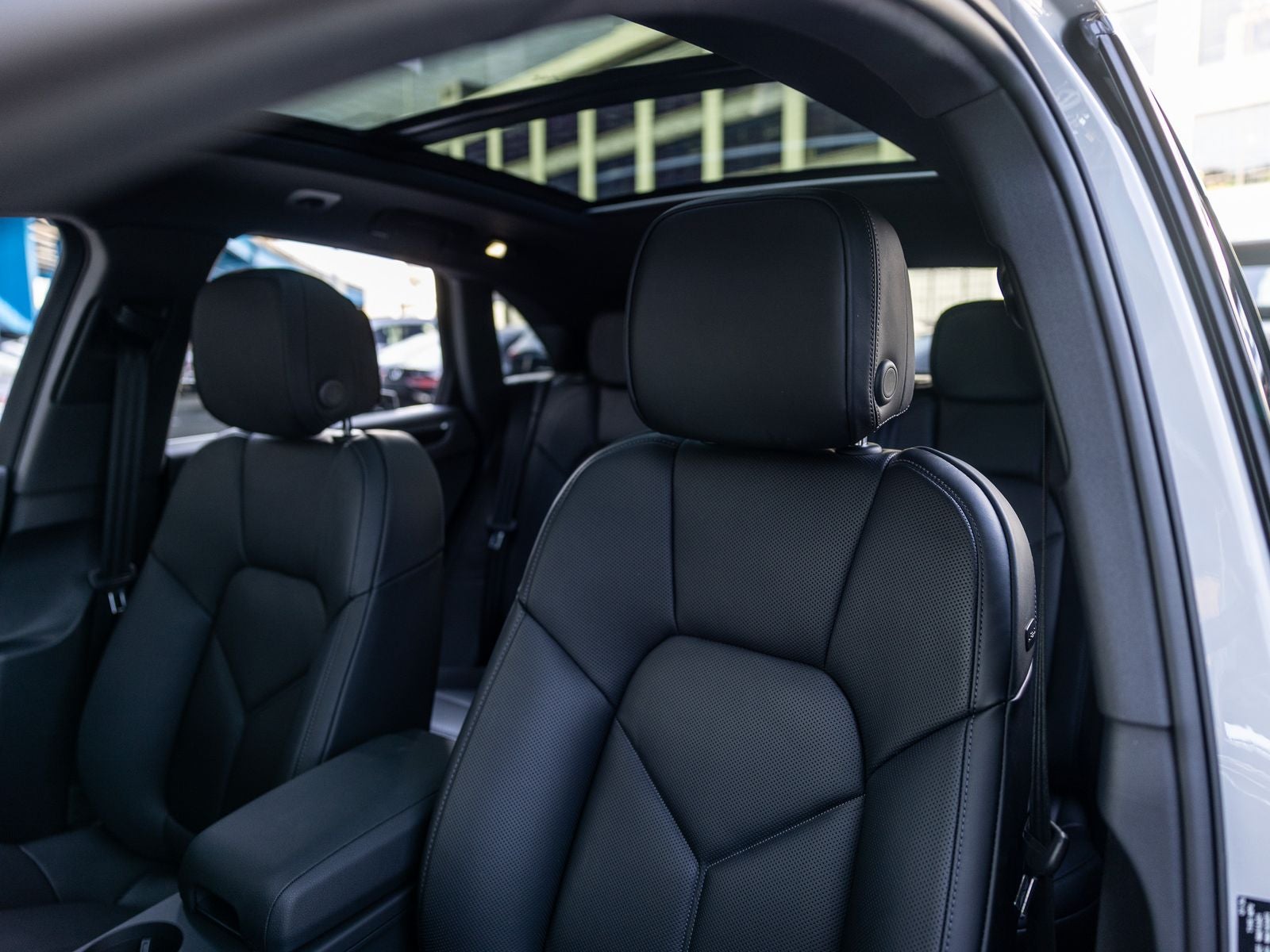 2026 Porsche Macan Macan S