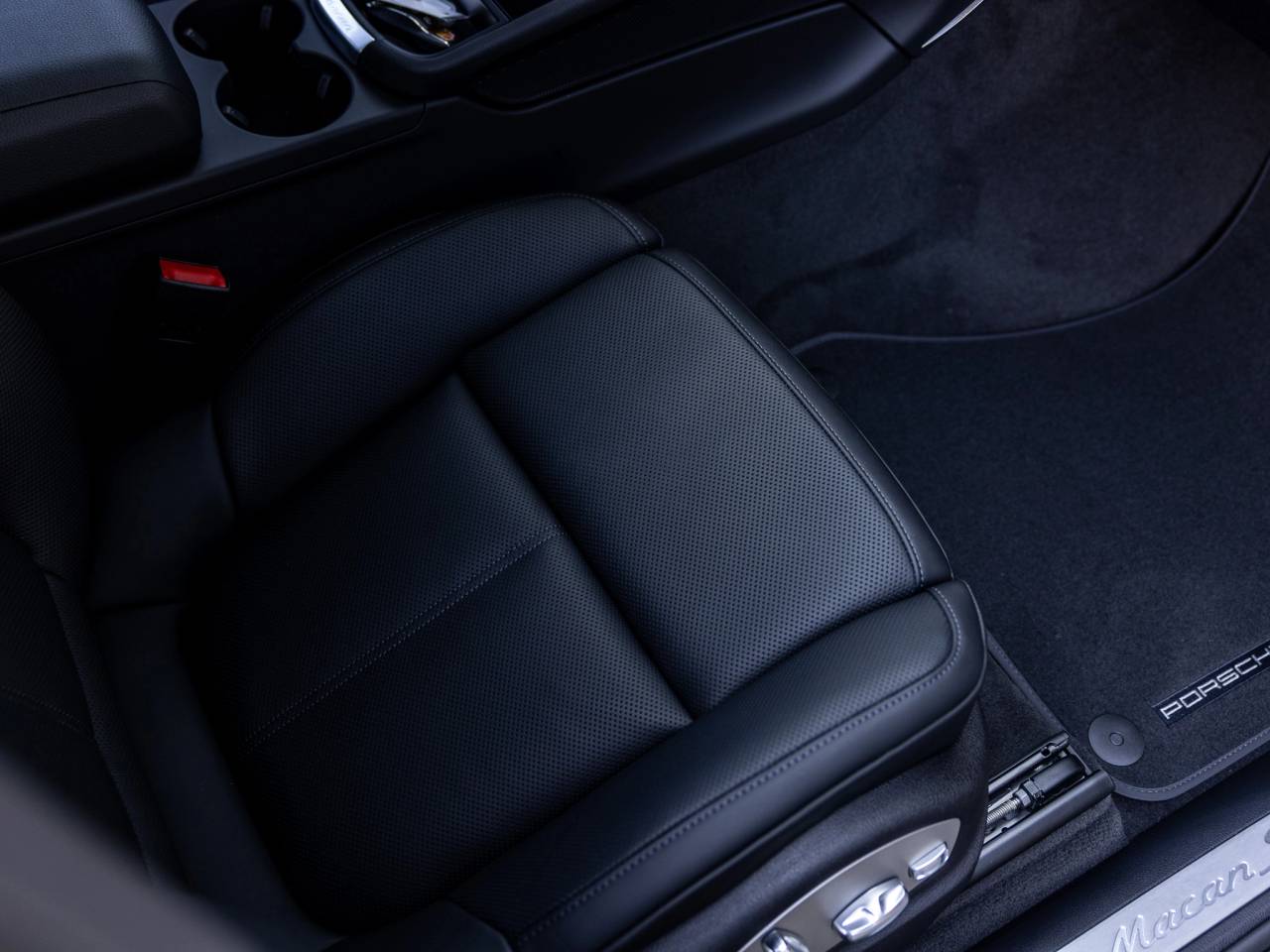 2026 Porsche Macan Macan S