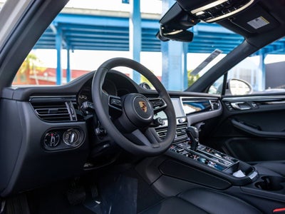 2026 Porsche Macan Macan S