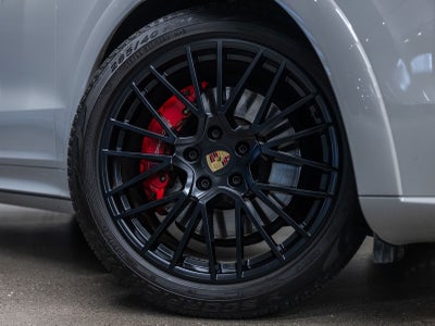 2023 Porsche Cayenne GTS