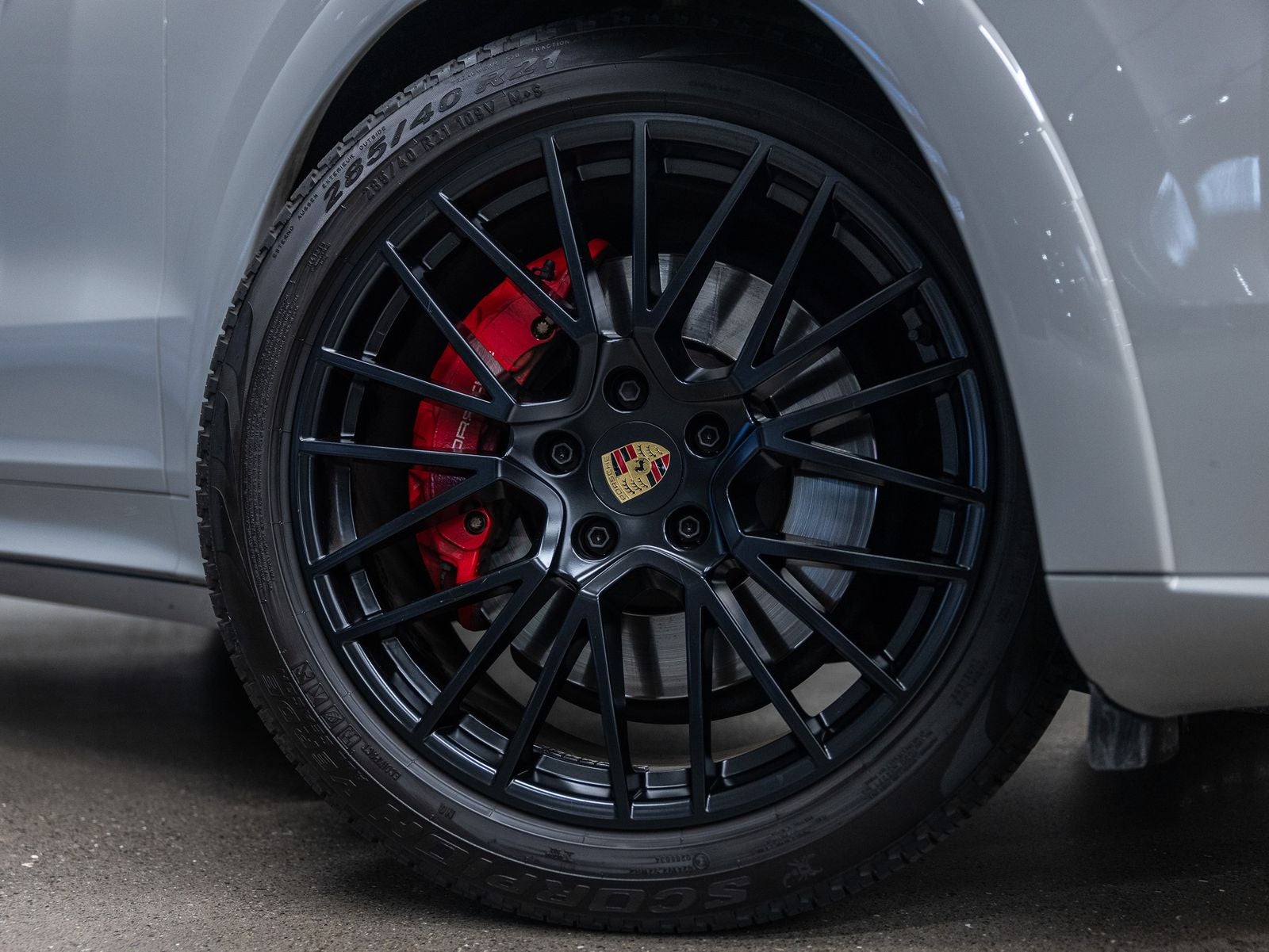 2023 Porsche Cayenne GTS