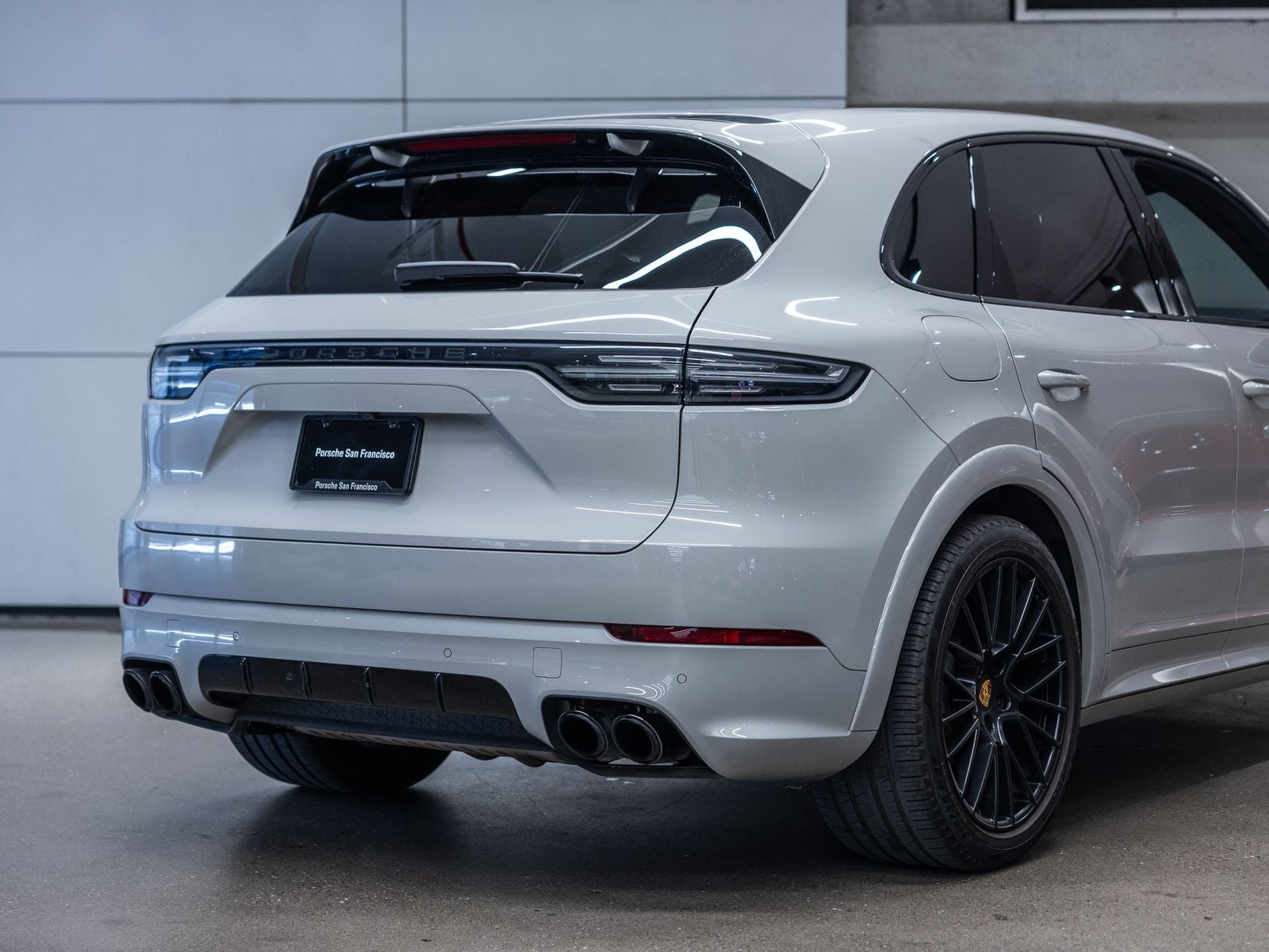 2023 Porsche Cayenne GTS