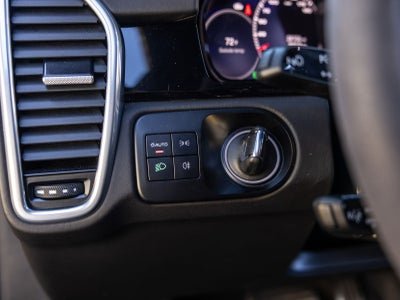2023 Porsche Cayenne GTS