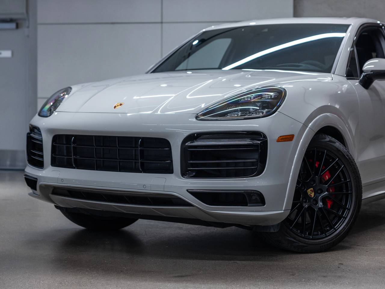 2023 Porsche Cayenne GTS