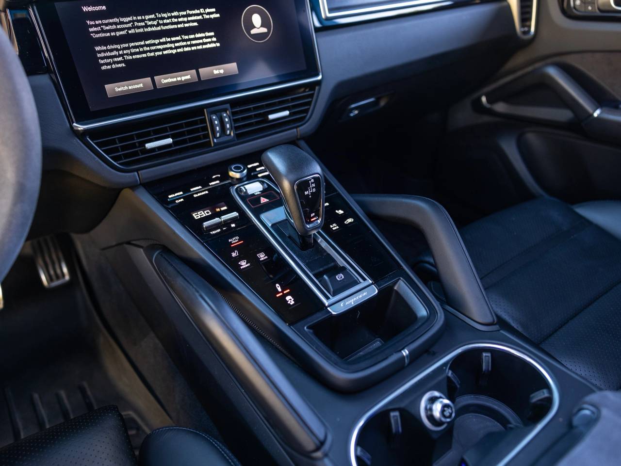 2023 Porsche Cayenne GTS